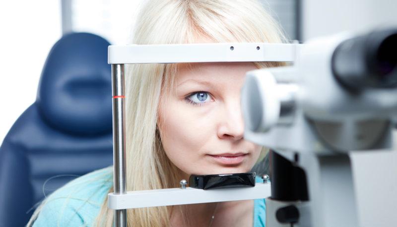 Na czym polega USG oka i kiedy się je robi?